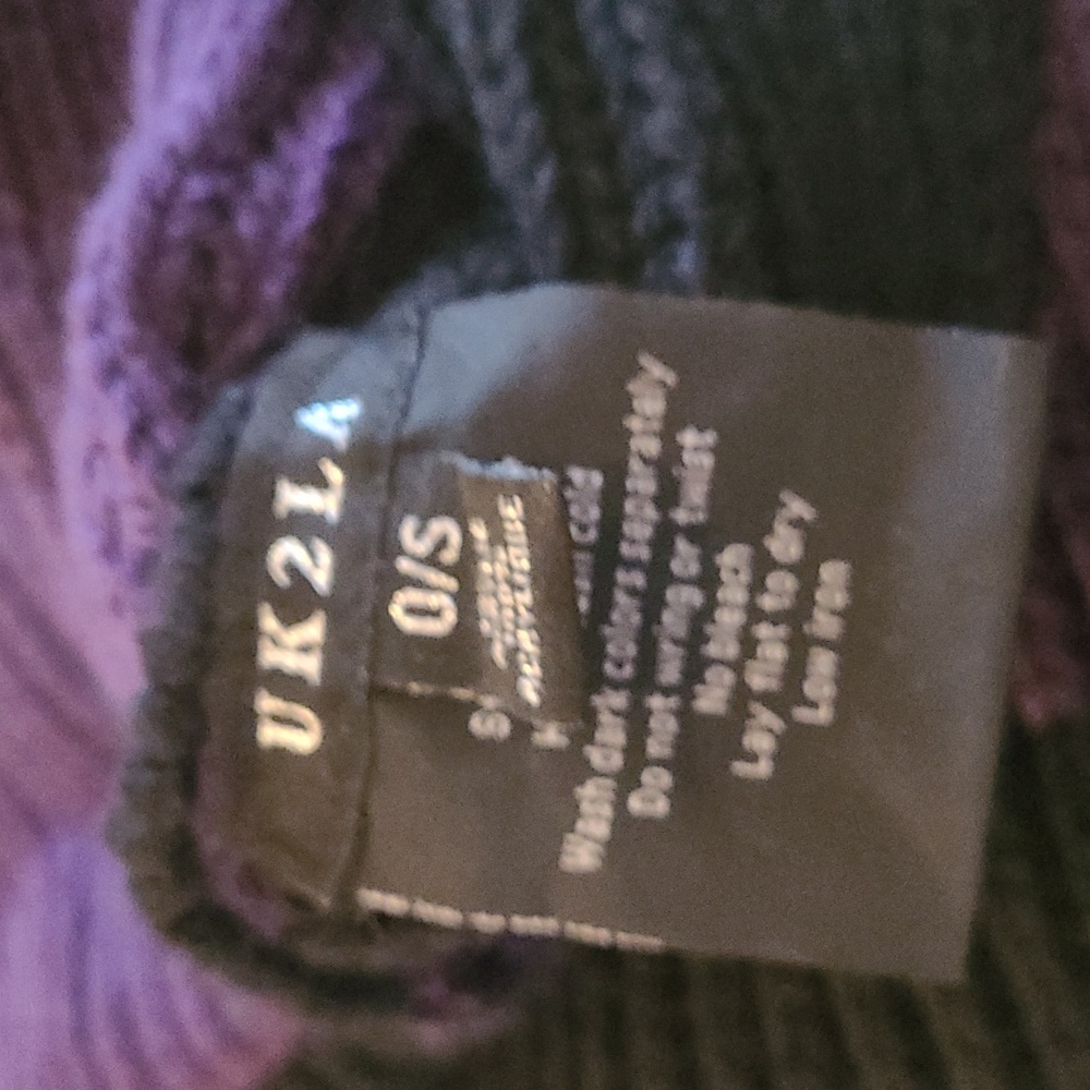 Knit Scarf - Picture 3 of 3